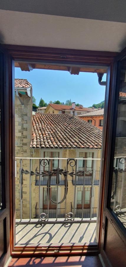 Ferienwohnung Cal Tranquil Camprodon, Acollidor Atic Al Centre Exterior foto